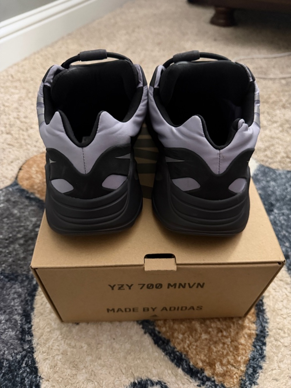 Yeezy 700 MNVN Men’s Sneakers - Picture 6 of 8